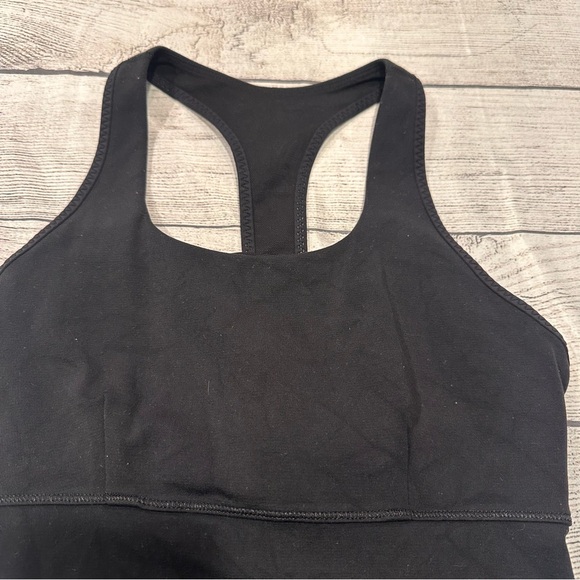 🍋Lululemon black tank size 6🍋 - Picture 2 of 9